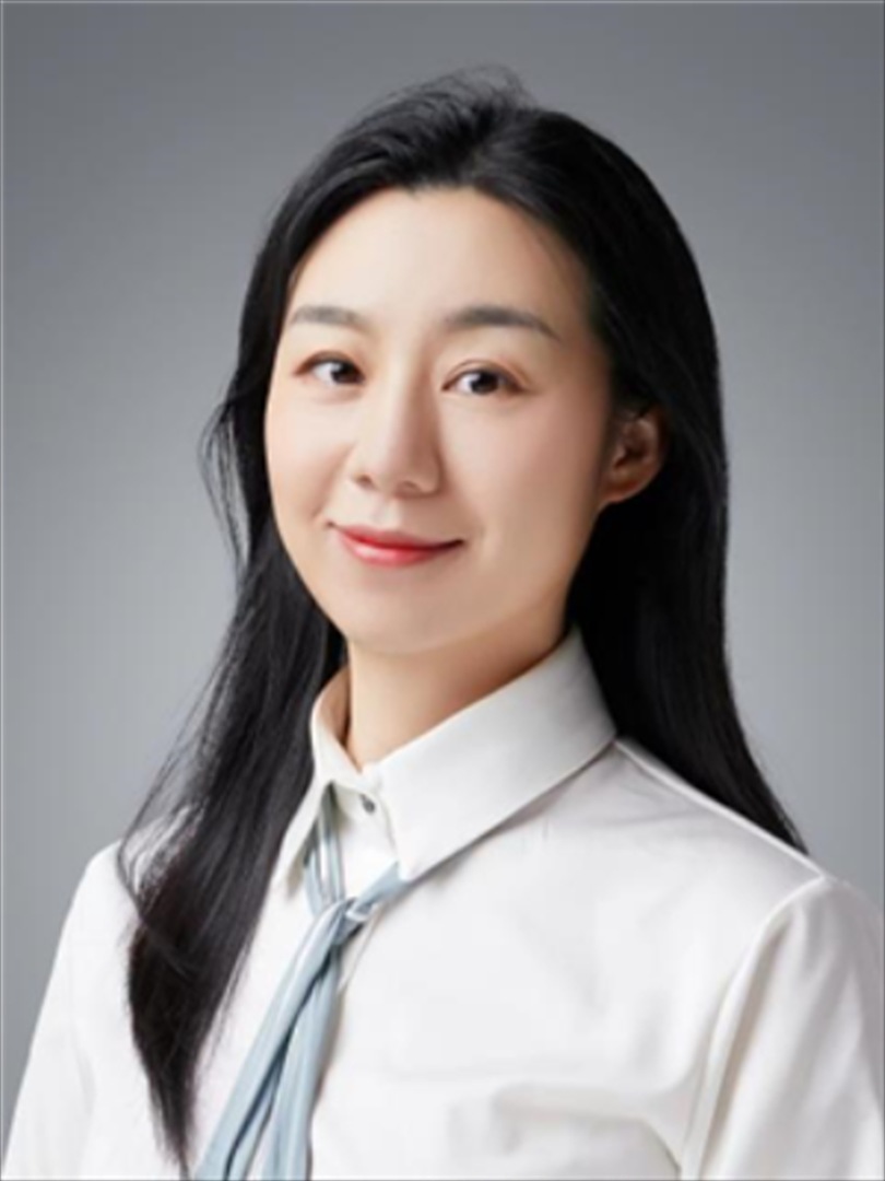 Caroline Chen